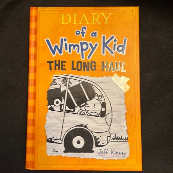 Diary of A Wimpy Kid book 9 - Picture 1 of 3